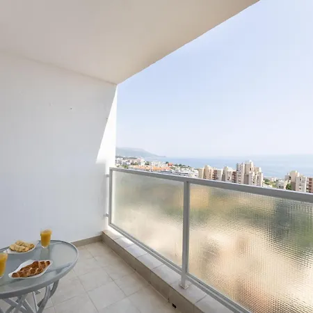 The View, 3 Bedroom Apartment Split