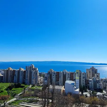 The View, 3 Bedroom Apartment